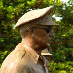 Picture of General MacArthur Statue